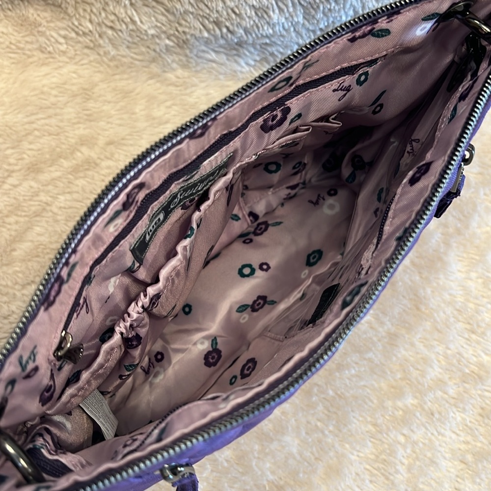 LUG Swivel Shoulder Bag - Picture 13 of 16